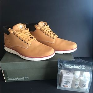 Mens TIMBERLAND shoes, SIZE 10.5 pre owned